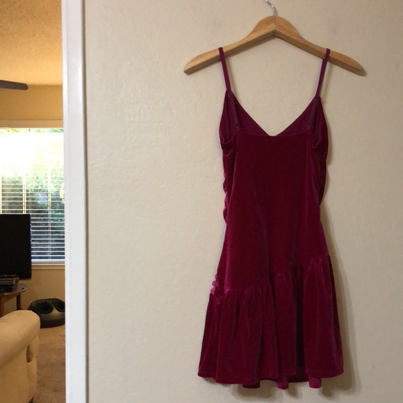 Urban Outfitters Lulu Velvet Mini Dress - Picture 8 of 11